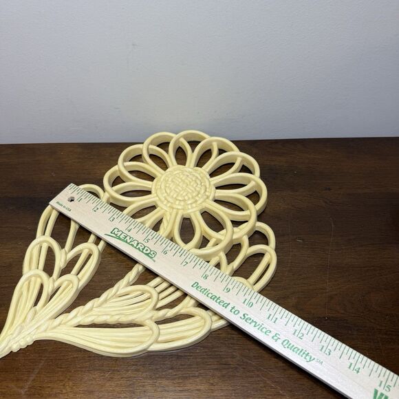 Vintage 1970s Burwood Products MCM Flower Wall Hanger BOHO Cottage Whimsy - Picture 5 of 5